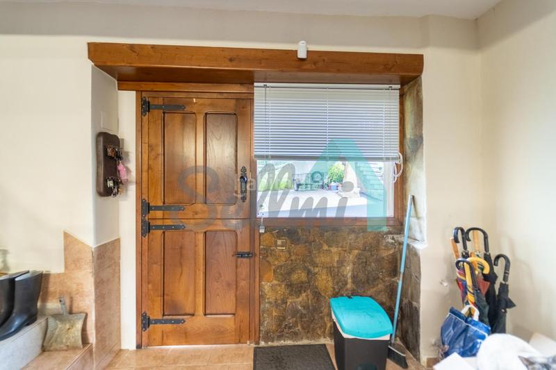 Foto 23f7d27e-8cf2-4906-93cf-bb37dd812089. Maison avec chauffage parking dans Corvera de Asturias