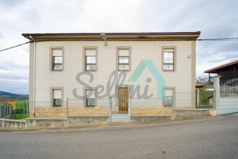 Foto 9300e569-4b4a-4339-b6a5-6438e100f4d3. Maison avec chauffage parking dans Corvera de Asturias