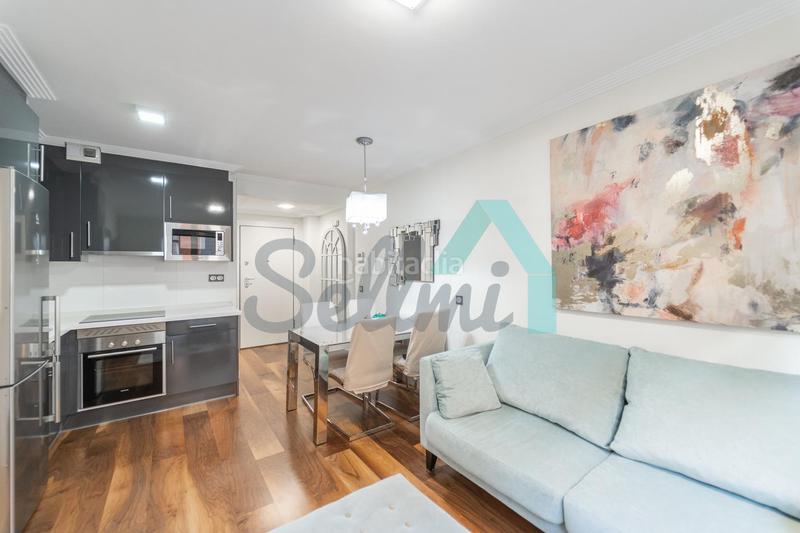 Foto d1e8b5c1-a828-4916-82bd-0758e8e2d3a6. Location appartement avec chauffage dans Centro Gijón
