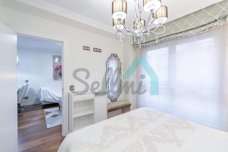 Foto e2f2fb03-95c7-41f0-99d1-1292299f97be. Rent flat with heating in Centro Gijón