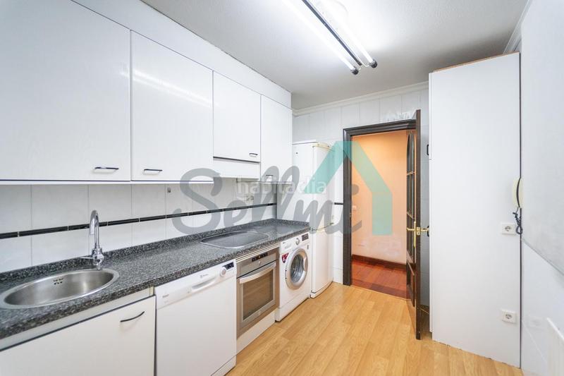 Foto d0b25e5b-f6b2-42fe-935f-971115c786be. Etagenwohnung mit heizung parking in Masip Oviedo