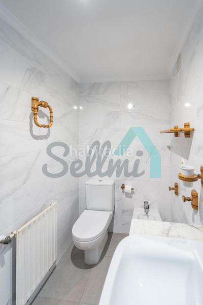 Foto 69ee27cb-b318-4f7e-b2bb-90125bba3105. Piso en Masip Oviedo