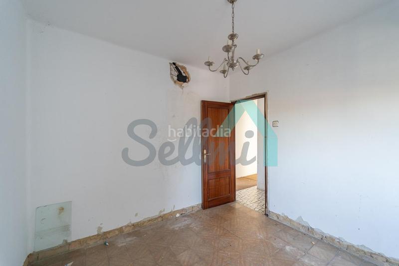 Foto 3678d85c-d7fc-432b-a67e-3ce0e64dda57. Piso en Fozaneldi - Tenderina Oviedo