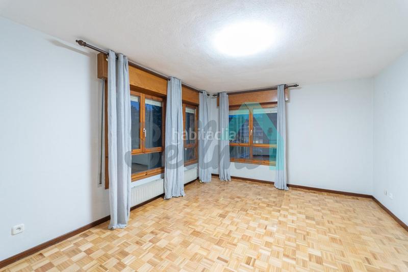 Foto cdb881cd-9f2d-4172-acbf-2751d2a0eba0. Pis amb calefacció a El Natahoyo Gijón