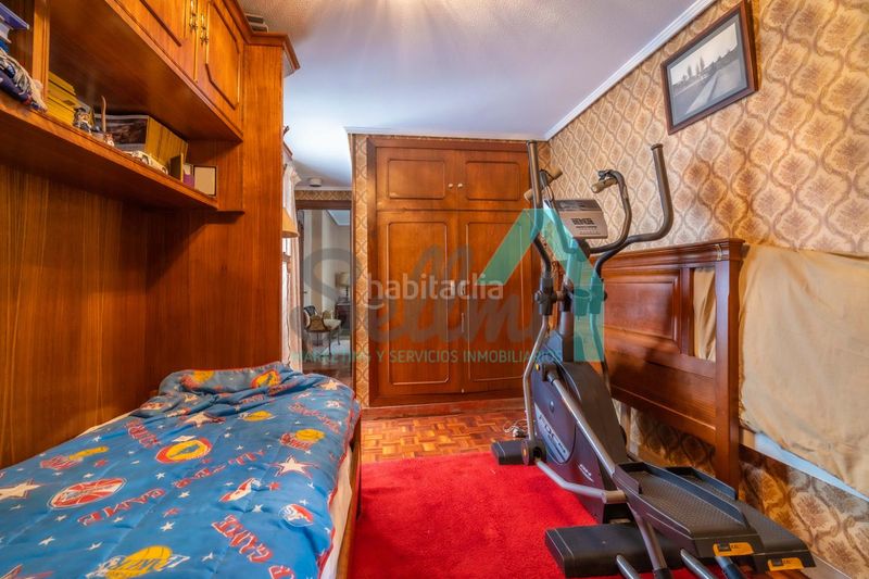 Foto 2d723d62-8ff3-48be-827b-92a78ca099f1. Pis amb calefacció aparcament a Parque San Francisco - Uría Oviedo