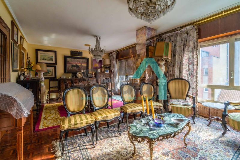 Foto 59d6a94c-1ce0-4f30-b744-abb0cfaa72e8. Pis amb calefacció aparcament a Parque San Francisco - Uría Oviedo