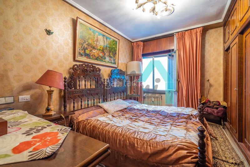 Foto 5b56bc1f-0c33-4f62-bec9-a97a1b76252c. Pis amb calefacció aparcament a Parque San Francisco - Uría Oviedo