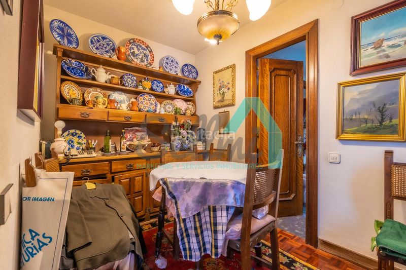 Foto 5c3a29b3-321c-4a55-85b0-4aa55ddcdcf5. Pis amb calefacció aparcament a Parque San Francisco - Uría Oviedo