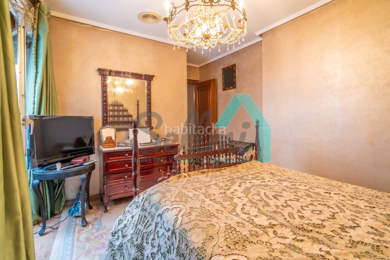 Foto 60d84f05-6a6e-4b6e-a19f-df90e1eba21e. Pis amb calefacció aparcament a Parque San Francisco - Uría Oviedo