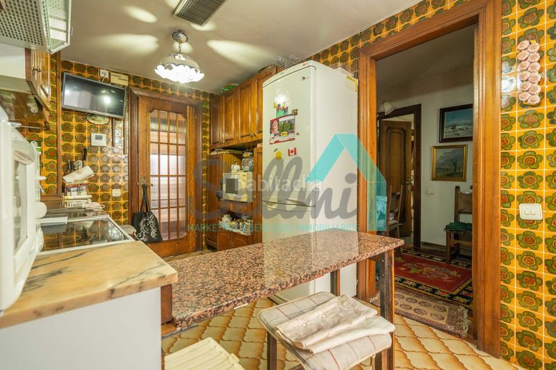 Foto fbb38fae-0bda-4631-b39b-ecef0c6e0948. Pis amb calefacció aparcament a Parque San Francisco - Uría Oviedo