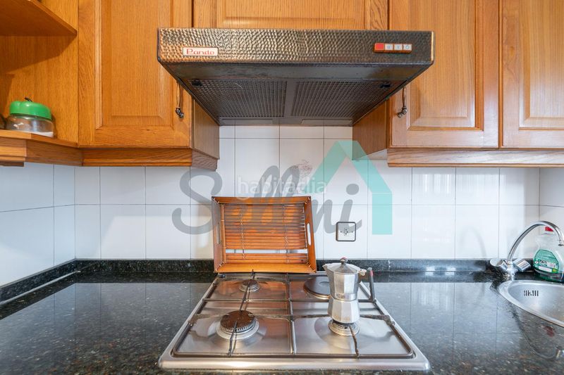 Foto ee69ec74-5ea1-434c-9949-de8bb636ed75. Etagenwohnung mit heizung in Lena