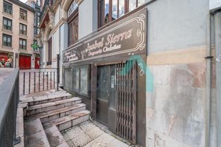 Local Comercial a Calle Marqués de Gastañaga