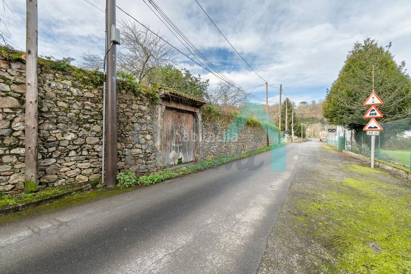 Foto 3c5beaaf-9fe2-46fc-8327-48e2e394e0a8. Casa amb aparcament a Piloña