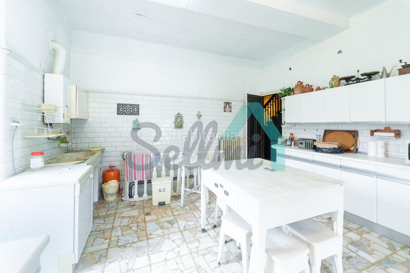 Foto ea1c8500-5edd-4bd3-b8bd-f9ca49edb6d8. Casa amb aparcament a Piloña