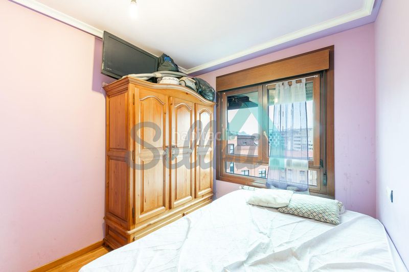 Foto 15d8b313-e993-4616-8d55-7bcb4a0a32e1. Piso en Argañosa Oviedo