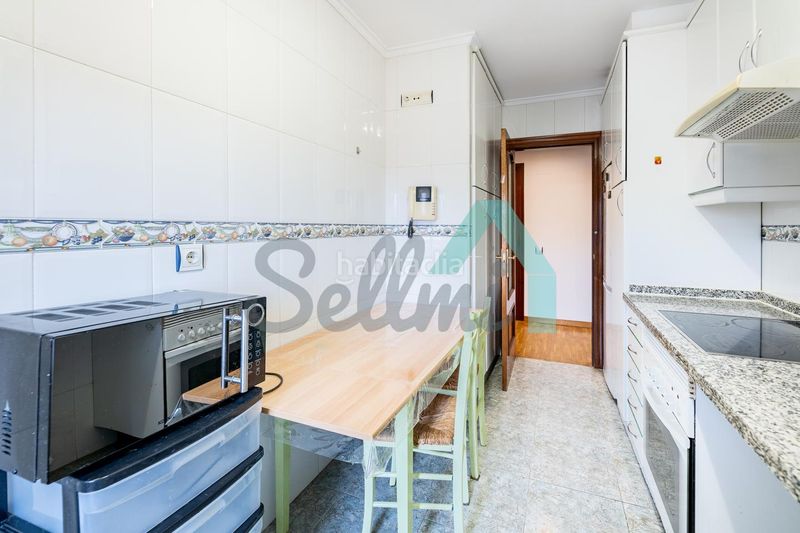 Foto c10d502b-7e6f-4c35-9f07-70aed83d4d21. Piso en Argañosa Oviedo