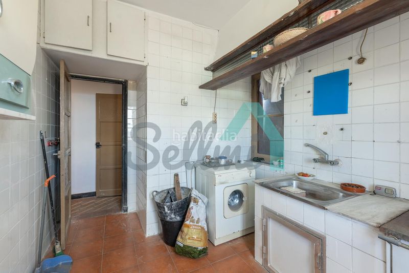 Foto d9c48809-9c24-420b-b4ba-278e6396b389. Edificio en Parroquias Sur - La Manjoya Oviedo