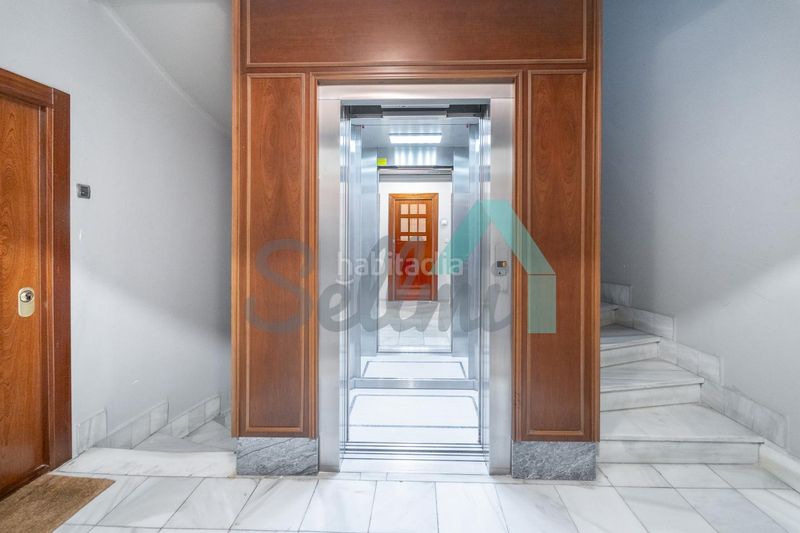 Foto e0096d0a-45e8-4705-96ff-eca63c9ef7db. Büro mit heizung in Parque San Francisco - Uría Oviedo