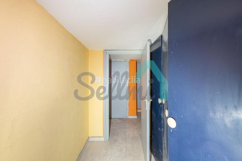 Foto e5e1f238-2b86-4f49-acc7-a4c0162ddc59. Lloguer local comercial a Parque San Francisco - Uría Oviedo