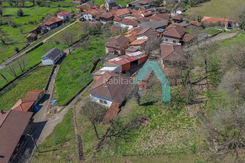 Foto 12d58dd7-e542-4501-80bd-7597c113d3b3. Casa a Salas