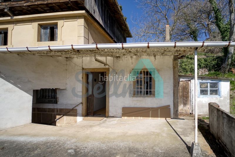 Foto 52ef8f7e-0c29-4cde-bb38-6af2cfabff19. Casa a Salas