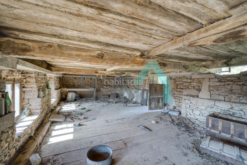 Foto b0b9e21f-6879-4612-bcea-5f23878a5196. Casa a Salas