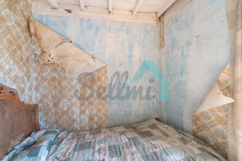 Foto f2338974-2ce7-4fad-96d6-86d6dd663ec5. Casa a Salas