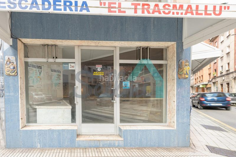 Foto 61b175ba-4ec8-4fa6-9de8-c54cd2c24514. Local comercial a Laviada Gijón