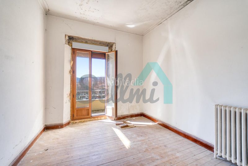 Foto 1dd6ce53-07ff-4edd-b09c-dddb641ba578. Casa a Boñar