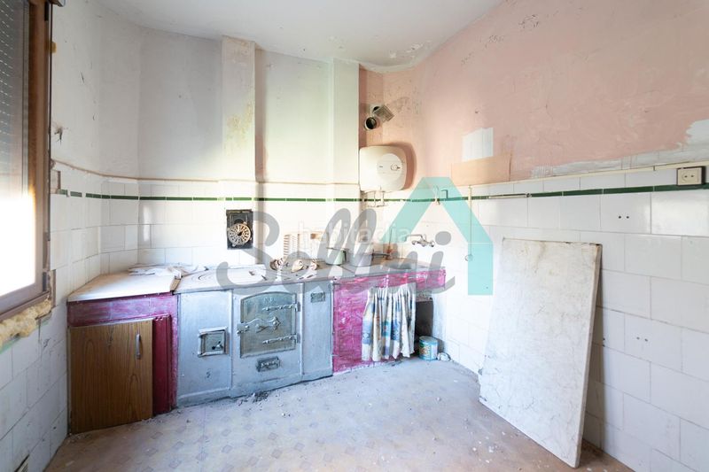 Foto 32a443e0-d743-4960-955c-c2fae866ddd0. Casa a Boñar