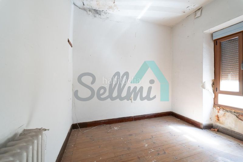 Foto 4ba5a17d-e722-4d7d-9795-dc1d103d56e9. Casa a Boñar