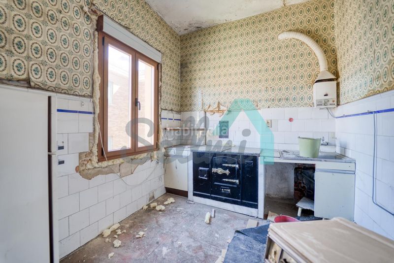 Foto 881f9101-654a-43a2-9263-cf687736afb6. Casa a Boñar