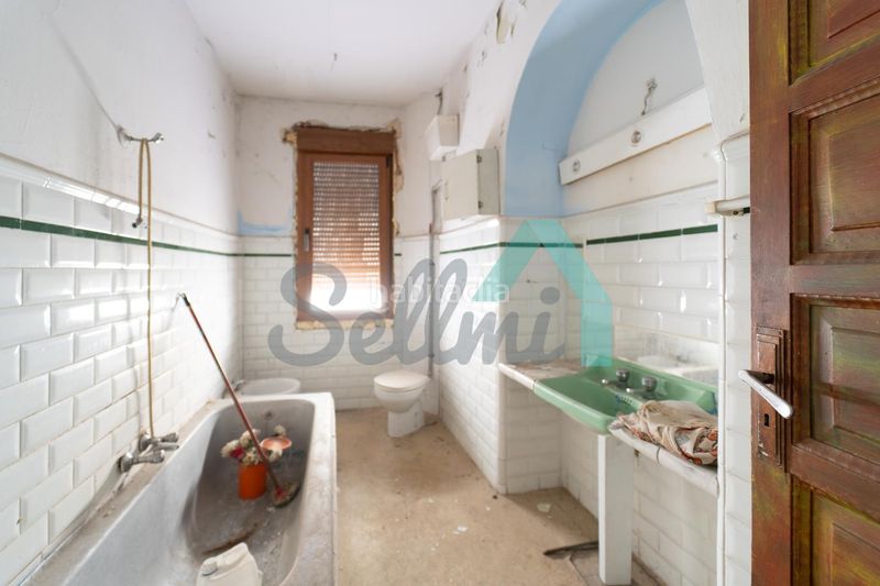 Foto d0164bb9-827c-461e-84cb-9d8c7e281c71. Casa a Boñar