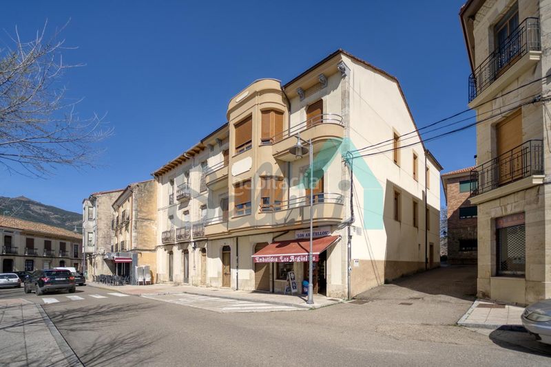 Foto d77c8b1e-f2b9-4ea0-886c-f46e5bfa17b3. Casa a Boñar