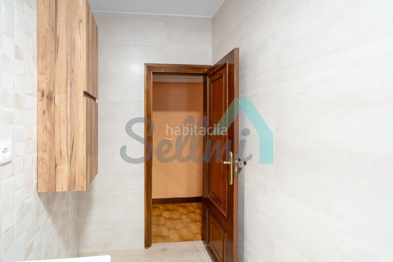 Foto fe4d9d98-417a-4f82-94eb-b4c7fdcbea4e. Pis amb calefacció a Santo Domingo - El Campillín Oviedo