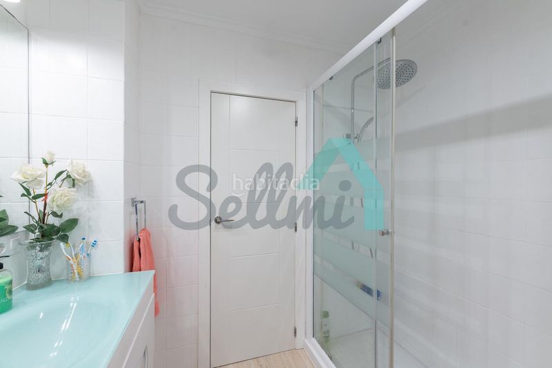 Foto 1bd2aac9-5746-4ac8-8e8d-f7740ce72492. Pis amb calefacció aparcament a Huca - La Cadellada Oviedo