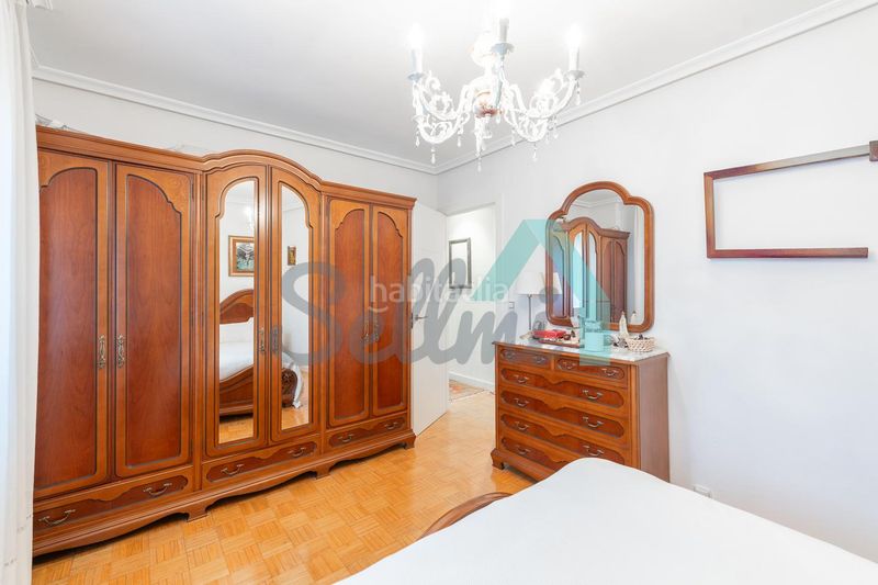 Foto 8fdf373f-8e88-4101-af8a-1f8e94f910c0. Pis amb calefacció aparcament a Huca - La Cadellada Oviedo