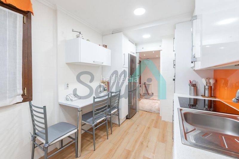 Foto af8396eb-f0b9-402b-bc02-55baa37e3598. Pis amb calefacció aparcament a Huca - La Cadellada Oviedo