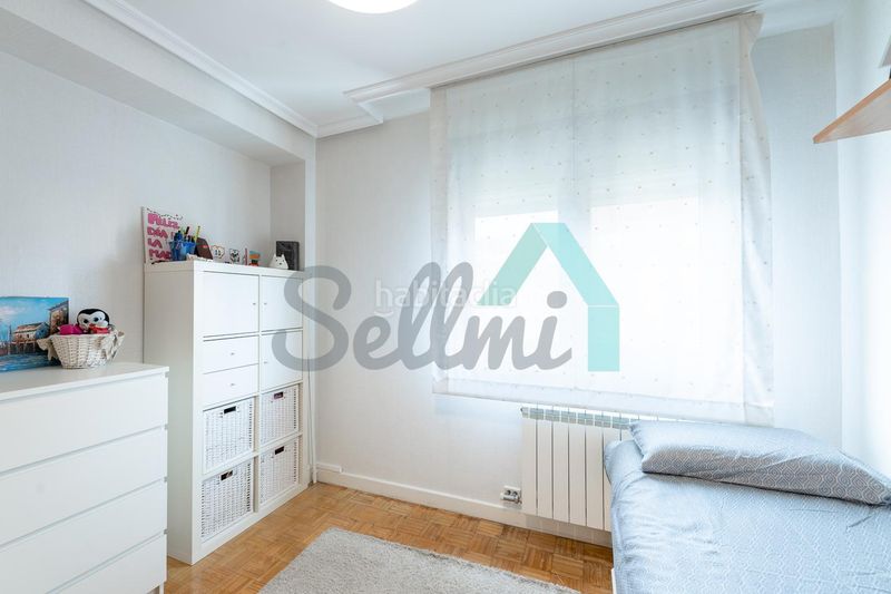 Foto d7102940-514b-4be9-b5c0-72b059105d0e. Pis amb calefacció aparcament a Huca - La Cadellada Oviedo