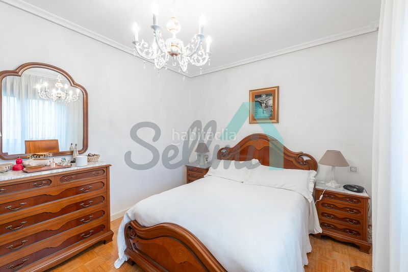 Foto df780811-7cc9-4a53-944e-8eab76132ada. Pis amb calefacció aparcament a Huca - La Cadellada Oviedo