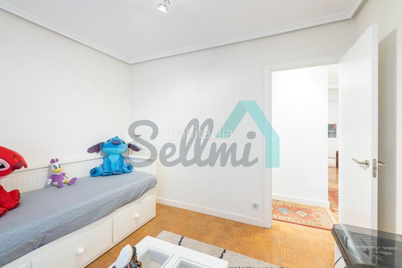 Foto ecb8fb18-a2d7-4731-af0f-3e86a4bcd92a. Pis amb calefacció aparcament a Huca - La Cadellada Oviedo