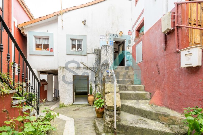 Foto 9ce6eab3-eb01-434f-8678-9f2f8fbef66d. Casa adossada amb calefacció a Cudillero
