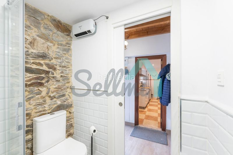 Foto d85eb47a-a375-4236-b940-aeddb3d7cd6b. Casa adossada amb calefacció a Cudillero