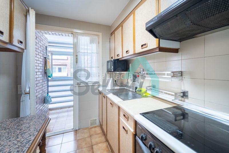 Foto 81ebb683-3e04-4f41-a8b8-1ba4275bdc30. Pis amb calefacció aparcament a Buenavista Oviedo