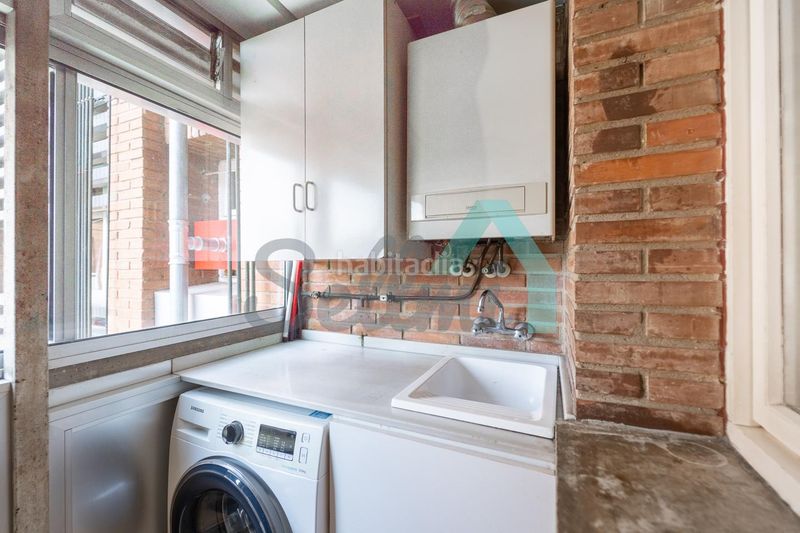 Foto a549e46b-1240-427c-9bba-bbe903b564d1. Pis amb calefacció aparcament a Buenavista Oviedo