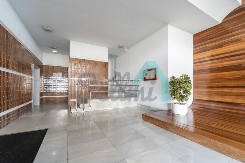 Foto f32d0438-a66f-4ef2-846b-4da1c52a95eb. Pis amb calefacció aparcament a Buenavista Oviedo