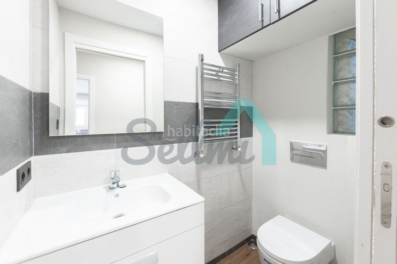 Foto 6a4622f8-c18e-41cf-8280-e033dcf5a9e3. Pis amb calefacció a Laviada Gijón