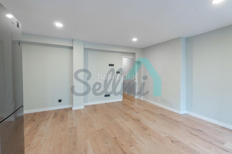 Foto a7f5dd13-b504-44ae-b087-e5cb7b15c4f0. Piso en Laviada Gijón