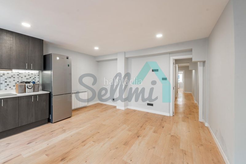 Foto f069a8c5-1441-46a4-8a34-5a60d088f3fa. Piso en Laviada Gijón