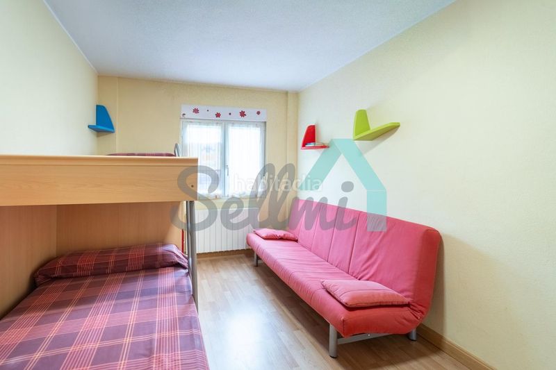 Foto 1745416d-3f2f-4ec9-ae49-07343be0cf48. Pis amb calefacció a Vegadeo